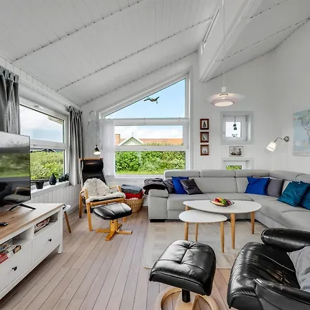 Holiday home Elviira - 600m From The Sea By Interhome Ringkobing